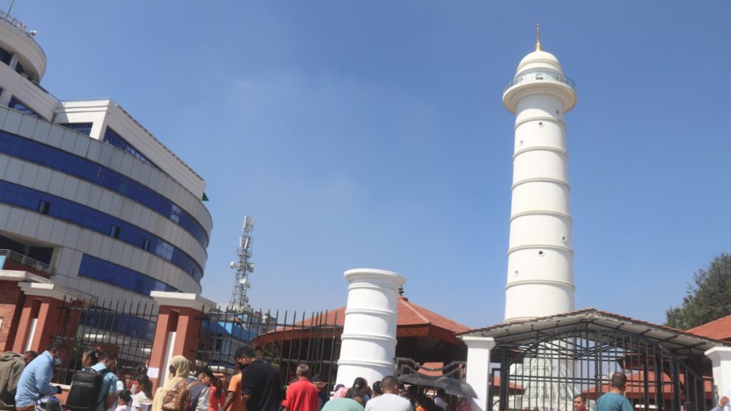 धरहरा प्रवेश शुल्कबाट ३ महिनामा एक करोड ५२ लाख राजस्व उठ्यो